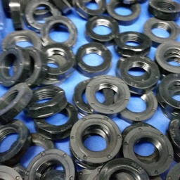 [180-110-042400] Locknut 3/8" FPT plástico (negro)