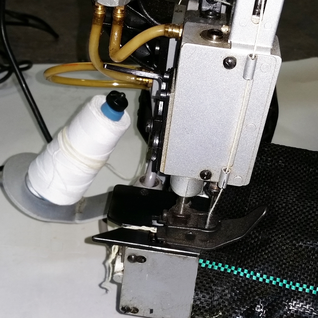 Alquiler máquinas de coser por horas. Coworking & Cosewing